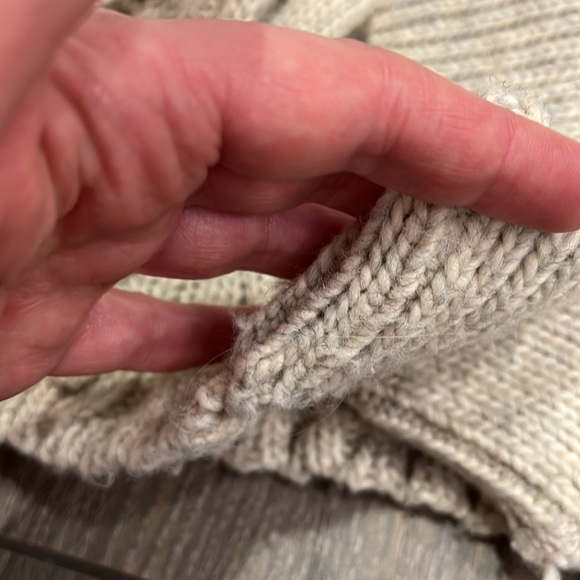 Chunky knit cropped cardigan - Picture 8 of 8